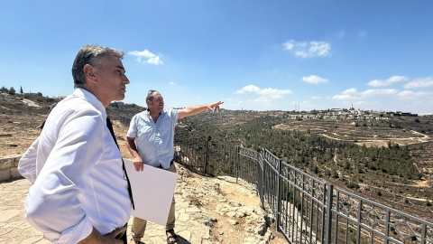 שי 1.jpg