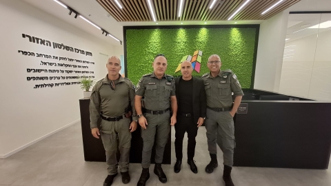 איציק 2.jpg